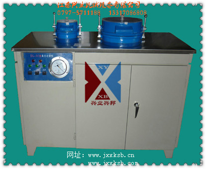 DL-5C（Φ240-Φ120）型盤(pán)式真空過(guò)濾機(jī).jpg